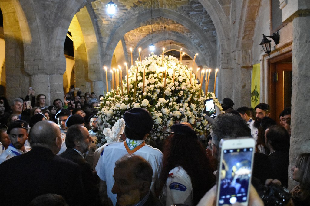 Pääsiäisen kukkakulkue Kyproksella