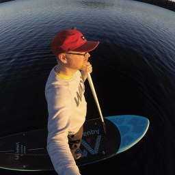 Suppailukauden aloitus mökkijärvellä