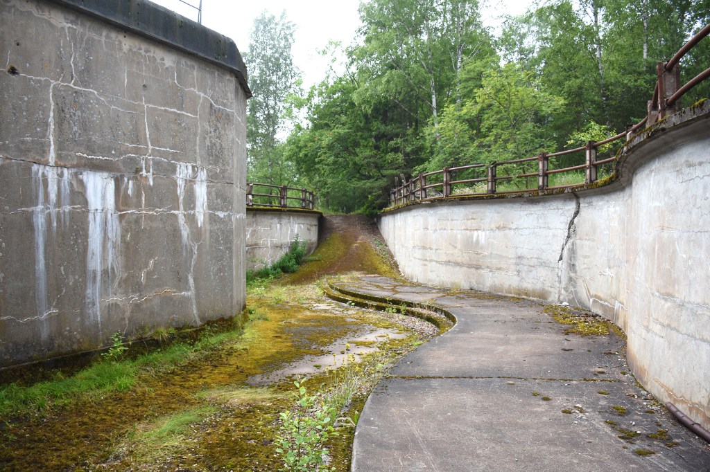 Armeijarakennelmia Isosaari