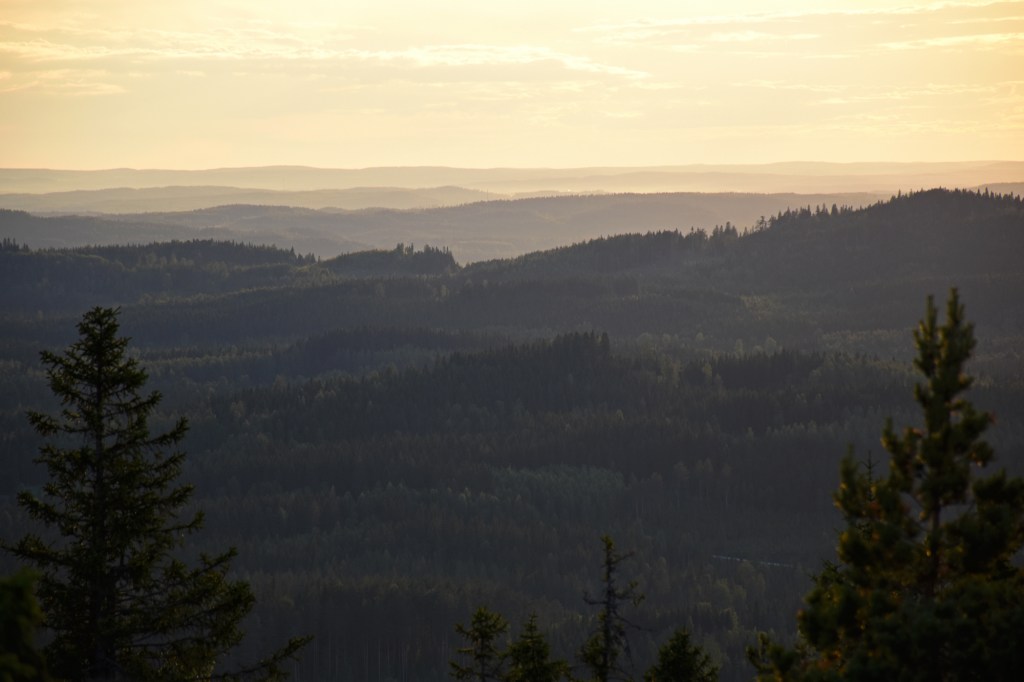Auringonnousu Akka-Koli