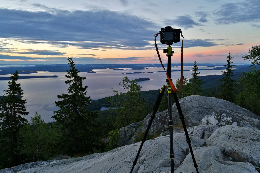 Kuvaamassa auringonnousua Kolilla