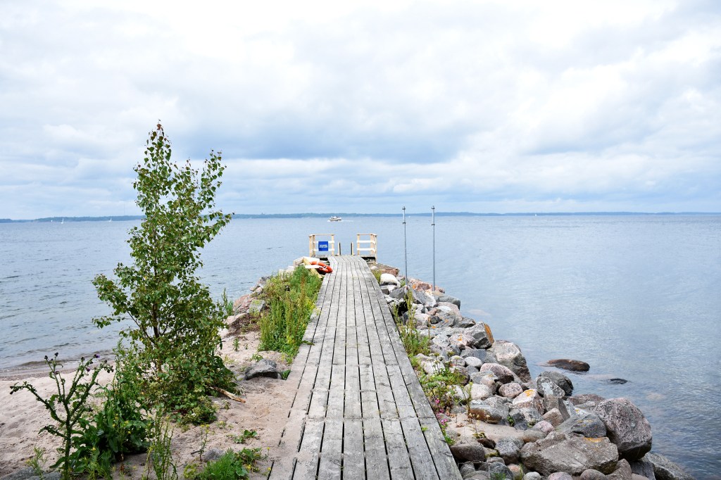 Isosaaren saunan laituri