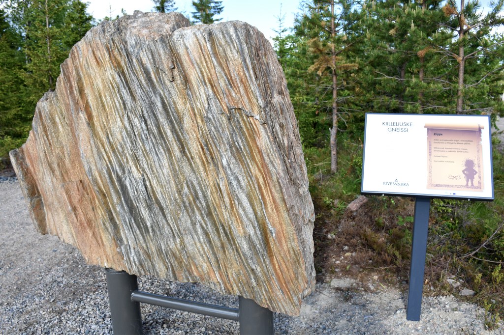 Kivesvaara kiilleluiske