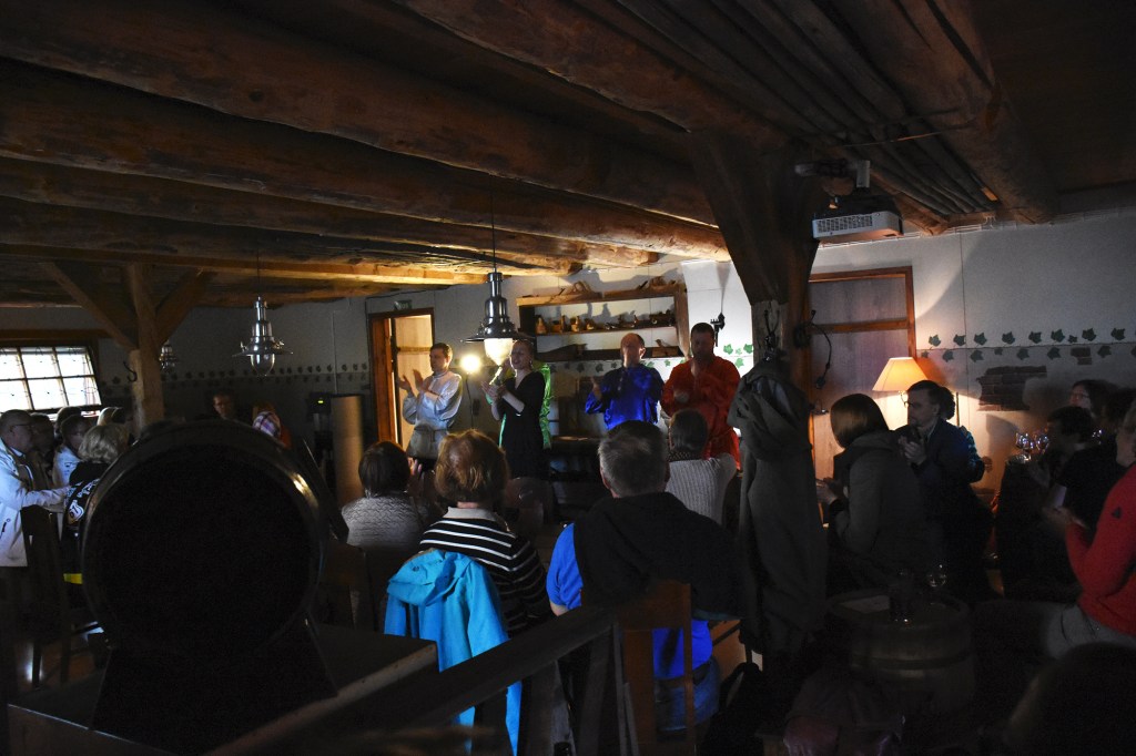 Konevitsa Kvartetti viinituvassa