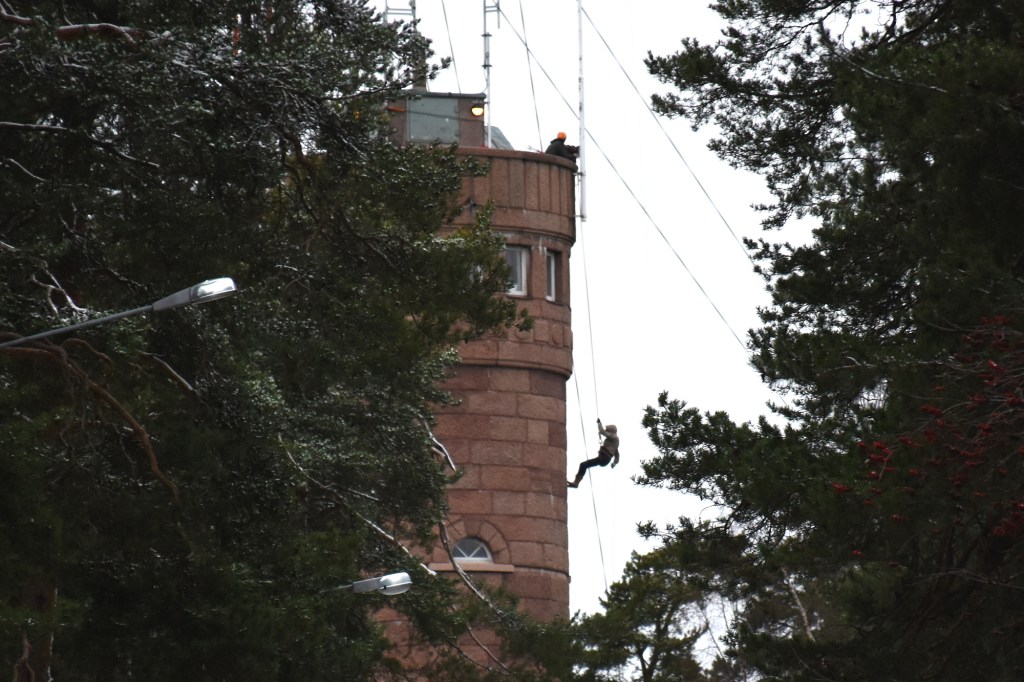 Pyynikin näkötorni kiipeilijä