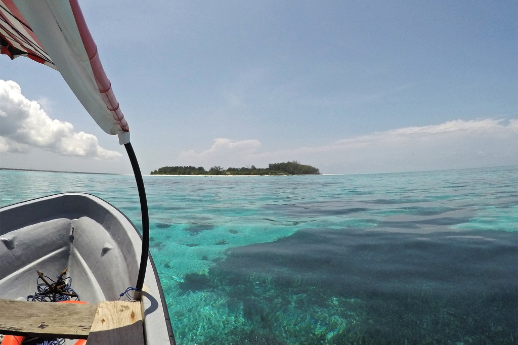 Venematka Mnemba-atollille ja -saarelle