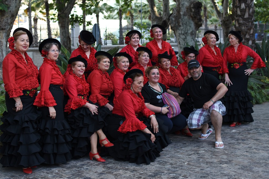 Flamenco-seniorit Malagan puistossa