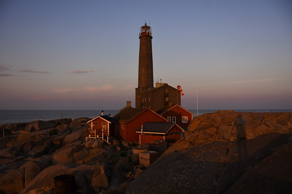 Bengtskär ilta-auringossa