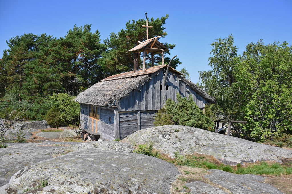 Rosalan Viikinkikeskus - Helga-kappeli