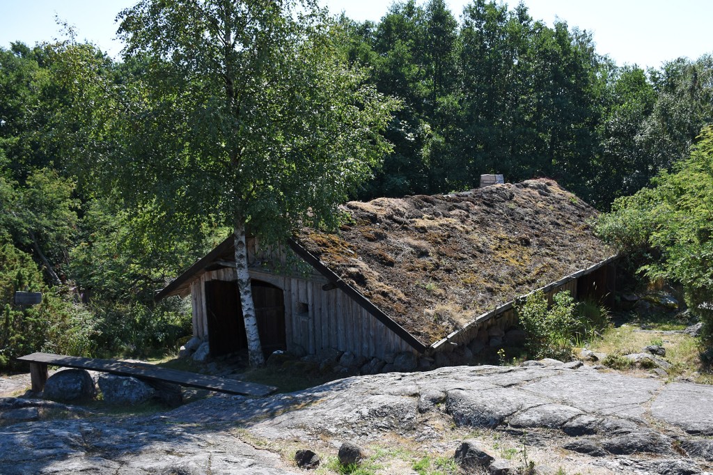 Rosalan Viikinkikeskus - Idänkävijän talo