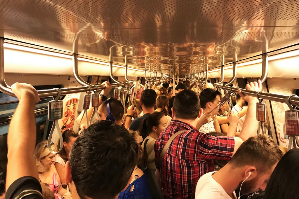 Aamuruuhkaa Bukarestissa