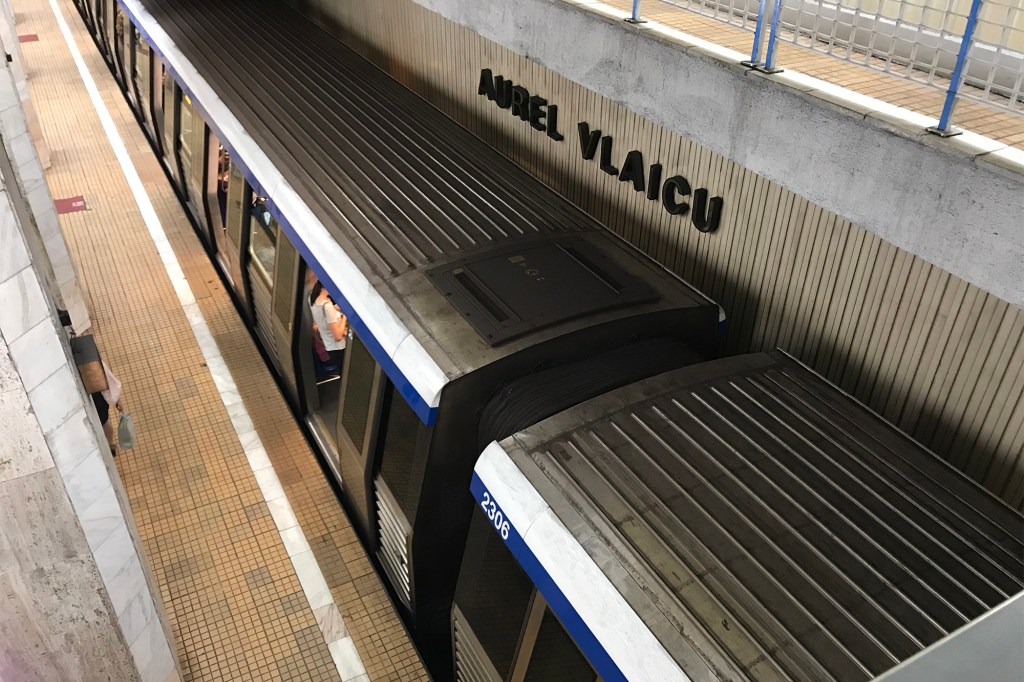 Aurel Vlaicun metroasema