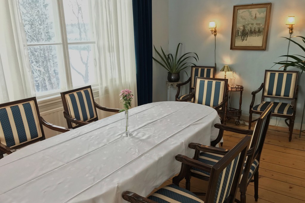 Mannerheimin huone Sannäsin kartanossa