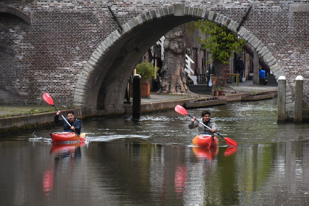 Melojia Utrechtin kanaaleilla