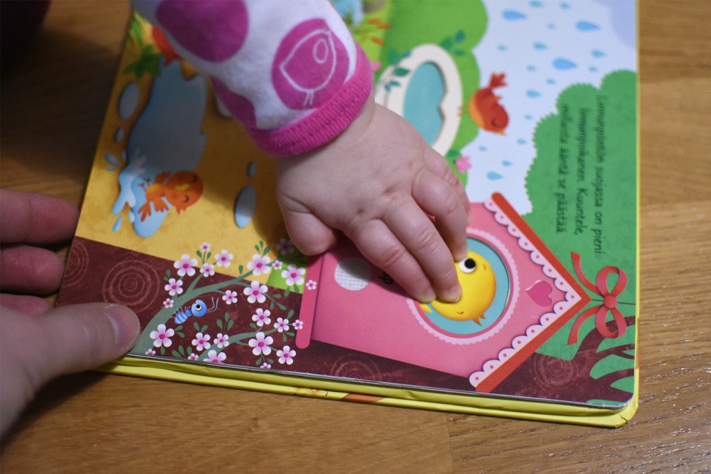 Kirjan lukua Selmalle