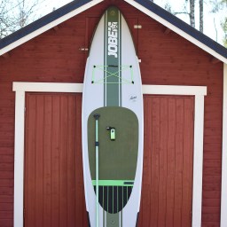 SUP-laudan ja suppailuvarusteiden kevättarkastus ja -huolto