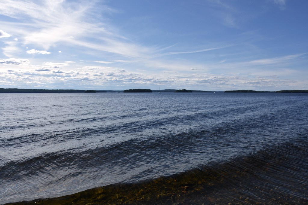 Aaltoja Päijänteellä