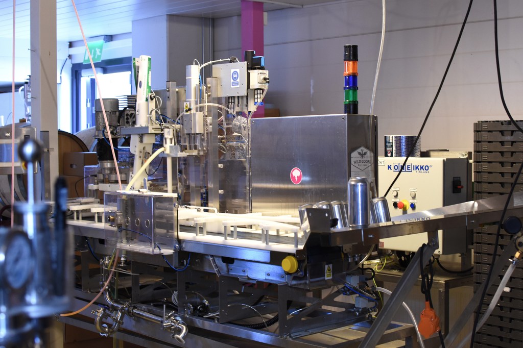 Salama Brewingin tölkityskone