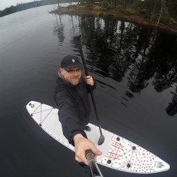 Suppailukauden aloitus uudella SUP-laudalla