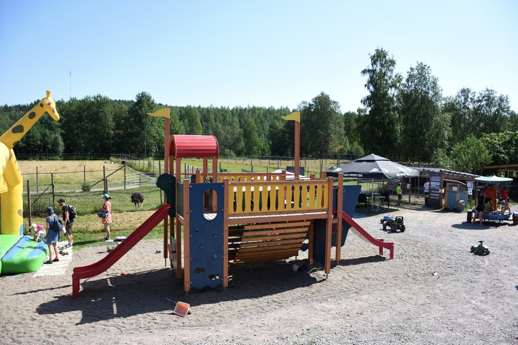 Kilkkilän farmin leikkipaikka