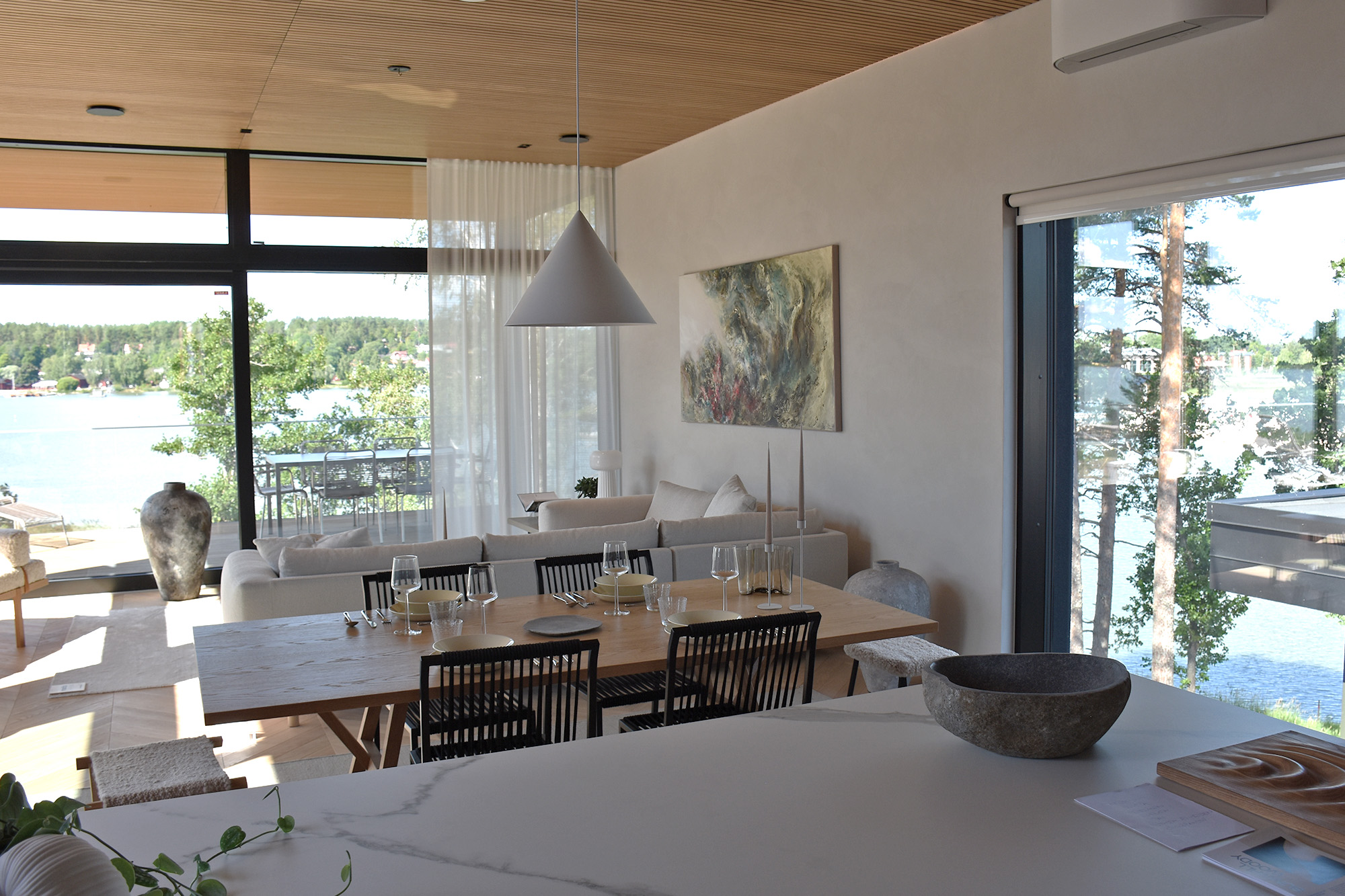 Sisustusta Loviisan Asuntomessujen kohteessa