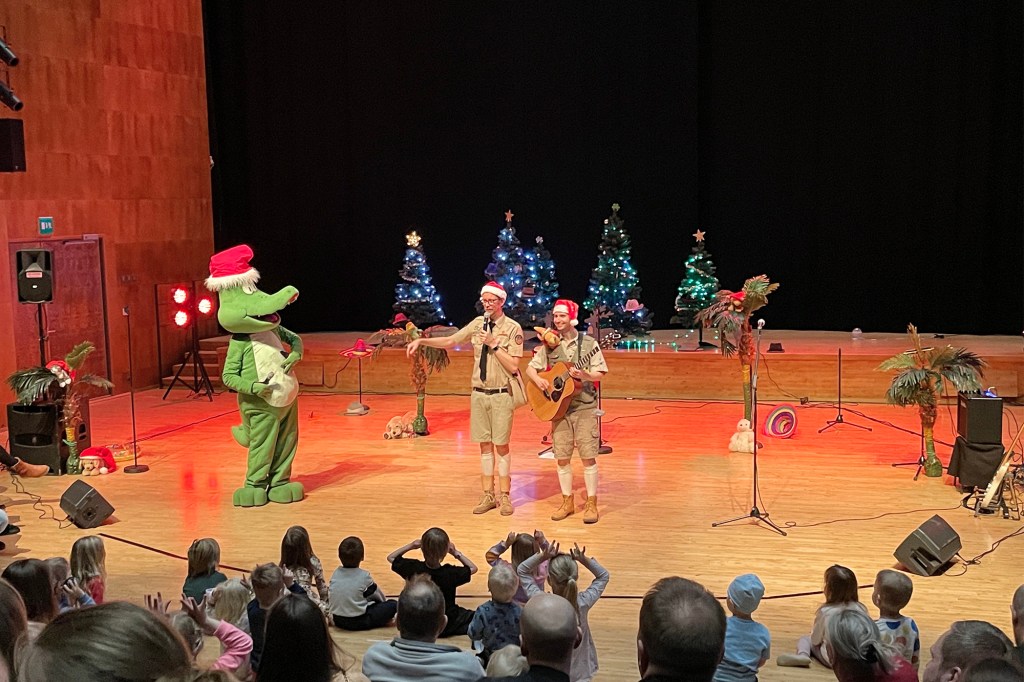 Aarne Alligaattori -konsertti Kauniaisissa