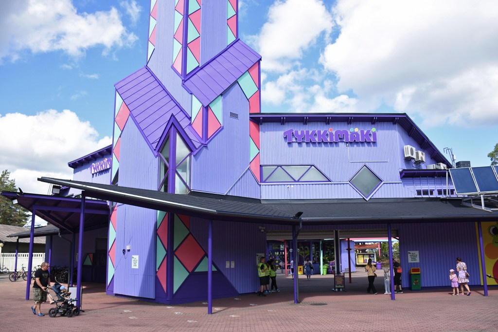 Sisäänkäynti Tykkimäen huvipuistoon