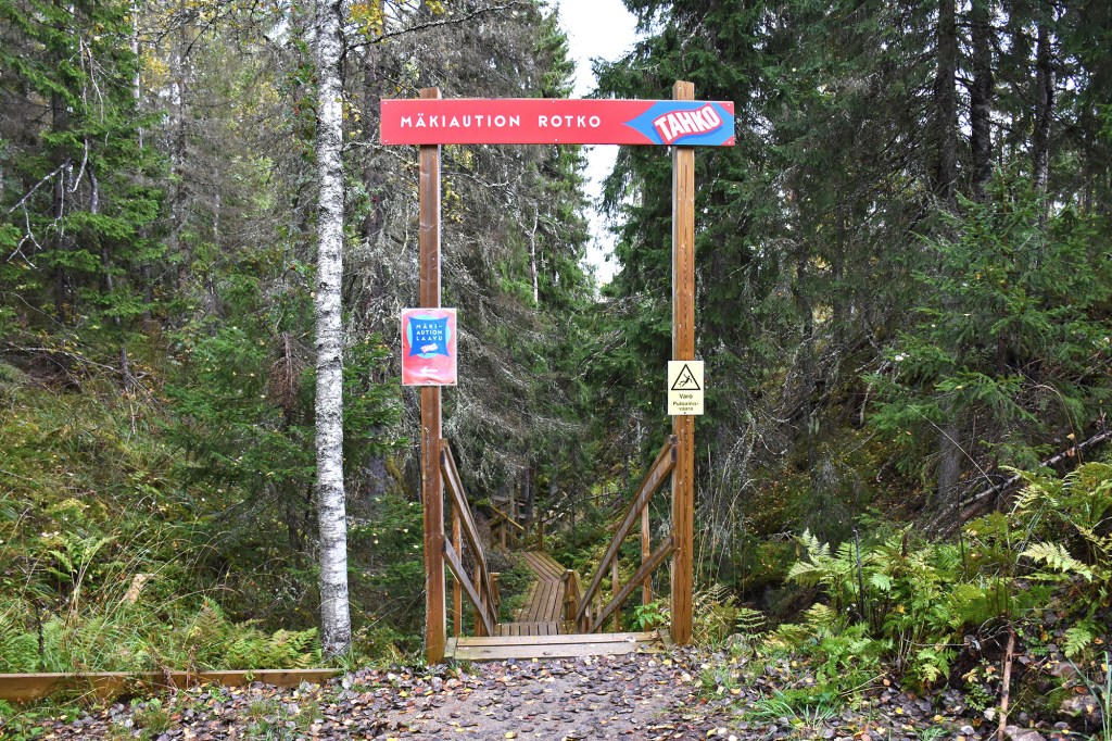 Portti Mäkiaution rotkolle