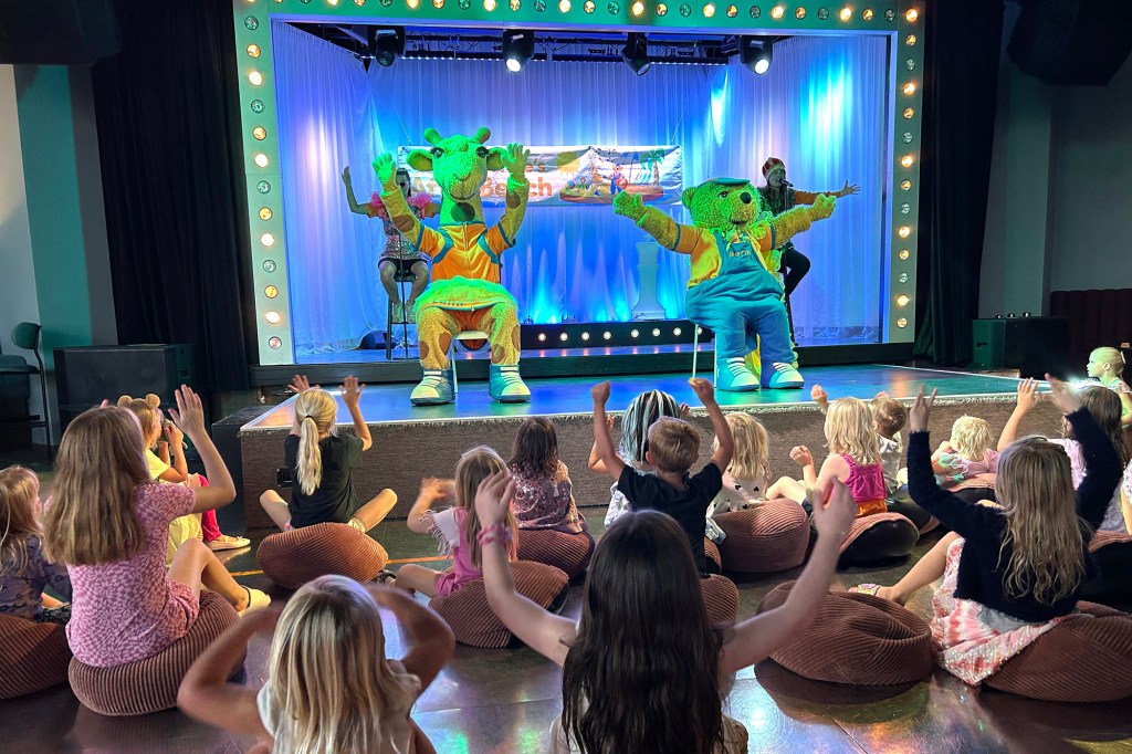 Lollo & Bernie -show hotellilla