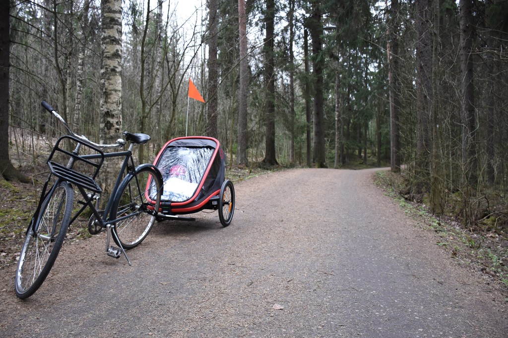 Pyöräkärrylenkillä keskuspuistossa