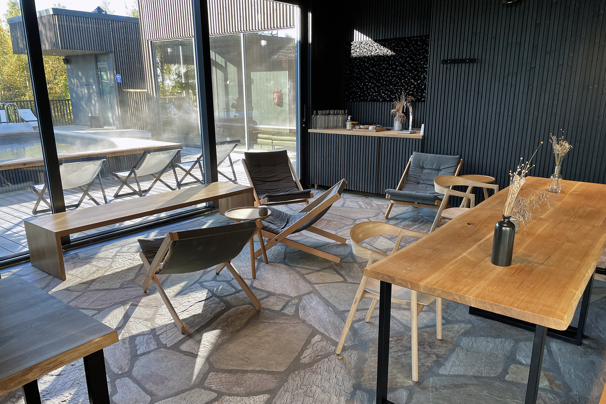 Metsäkylpylä Lähteen lounge