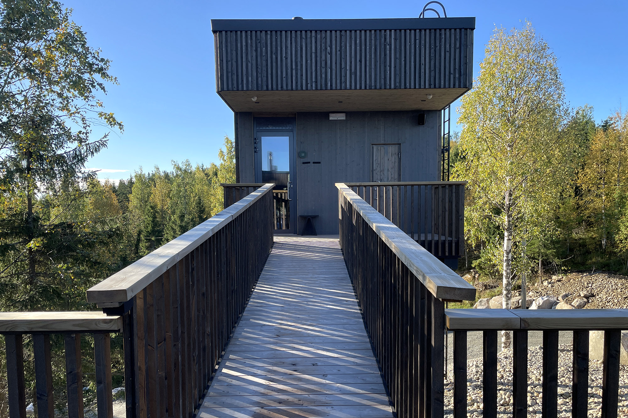 Metsäkylpylä Lähteen maisemasauna