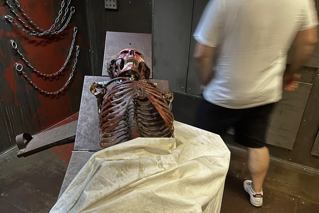 Luuranko Trapped-pakopelissä