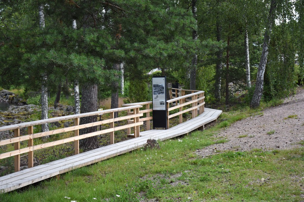 Verlan historiapolku kosken kupeessa