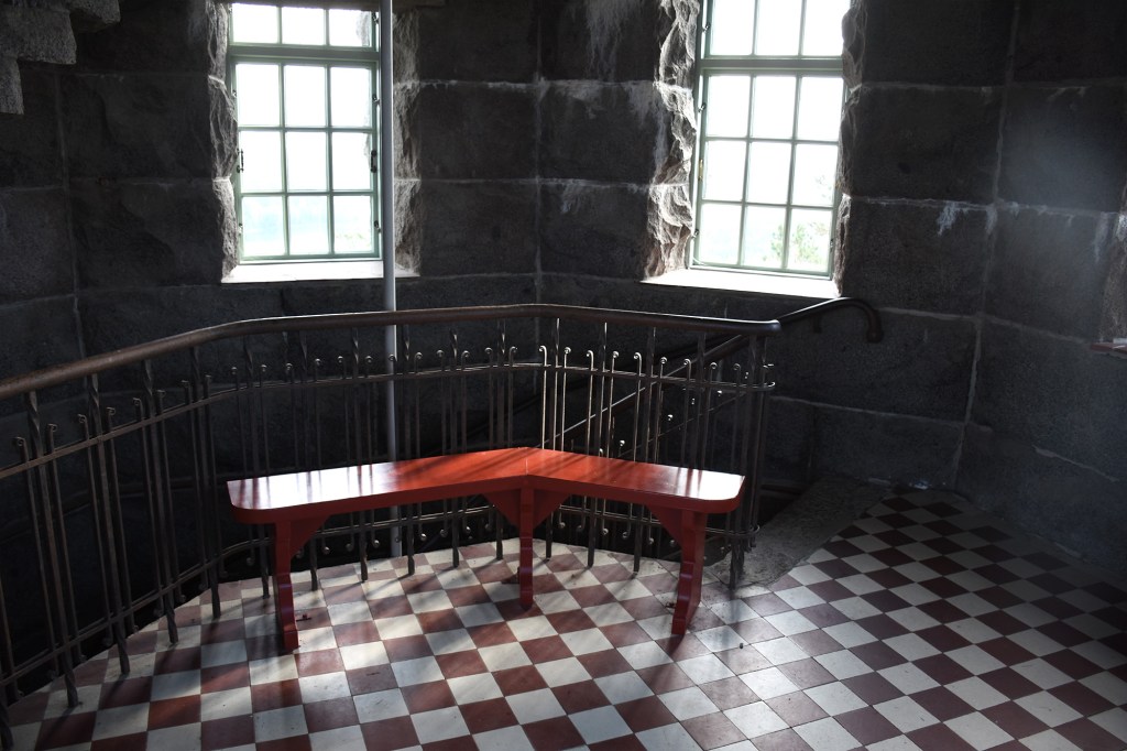 Aulangon näkötornin portaiden valitasanne