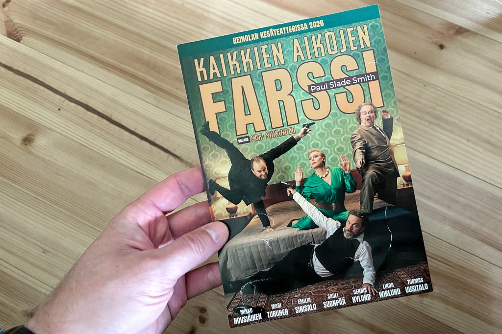 Heinolan kesäteatterin esityksen esite: Kaikkien aikojen farssi